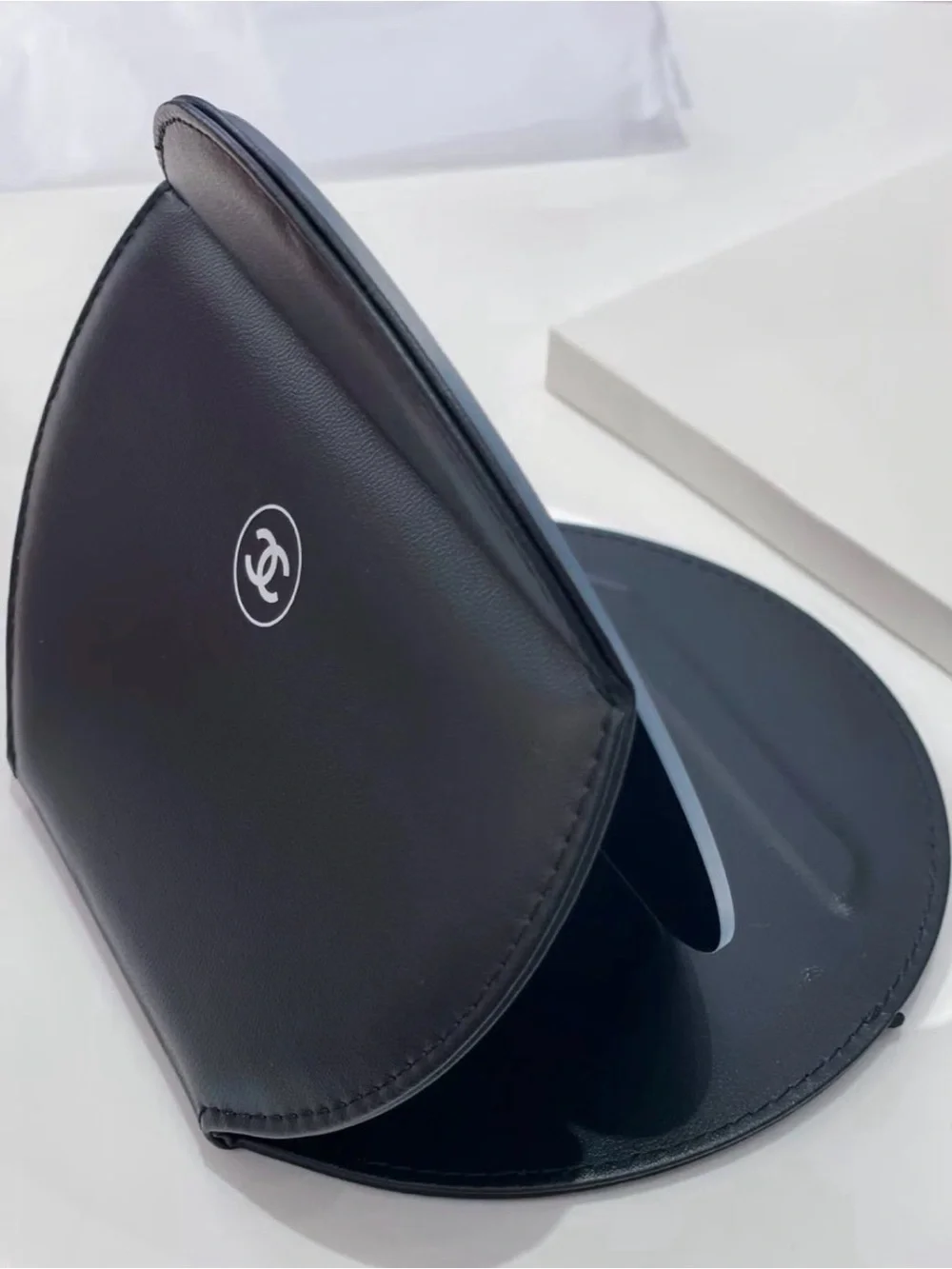 GWP-  Black Round Leather Mirror